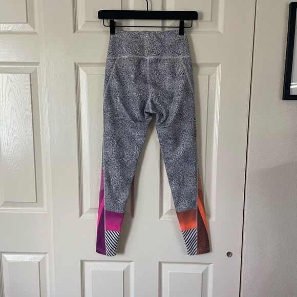 Adidas x Peloton 7/8 Length HEAT.RDY Tights Leggings Size XS - Picture 5 of 11